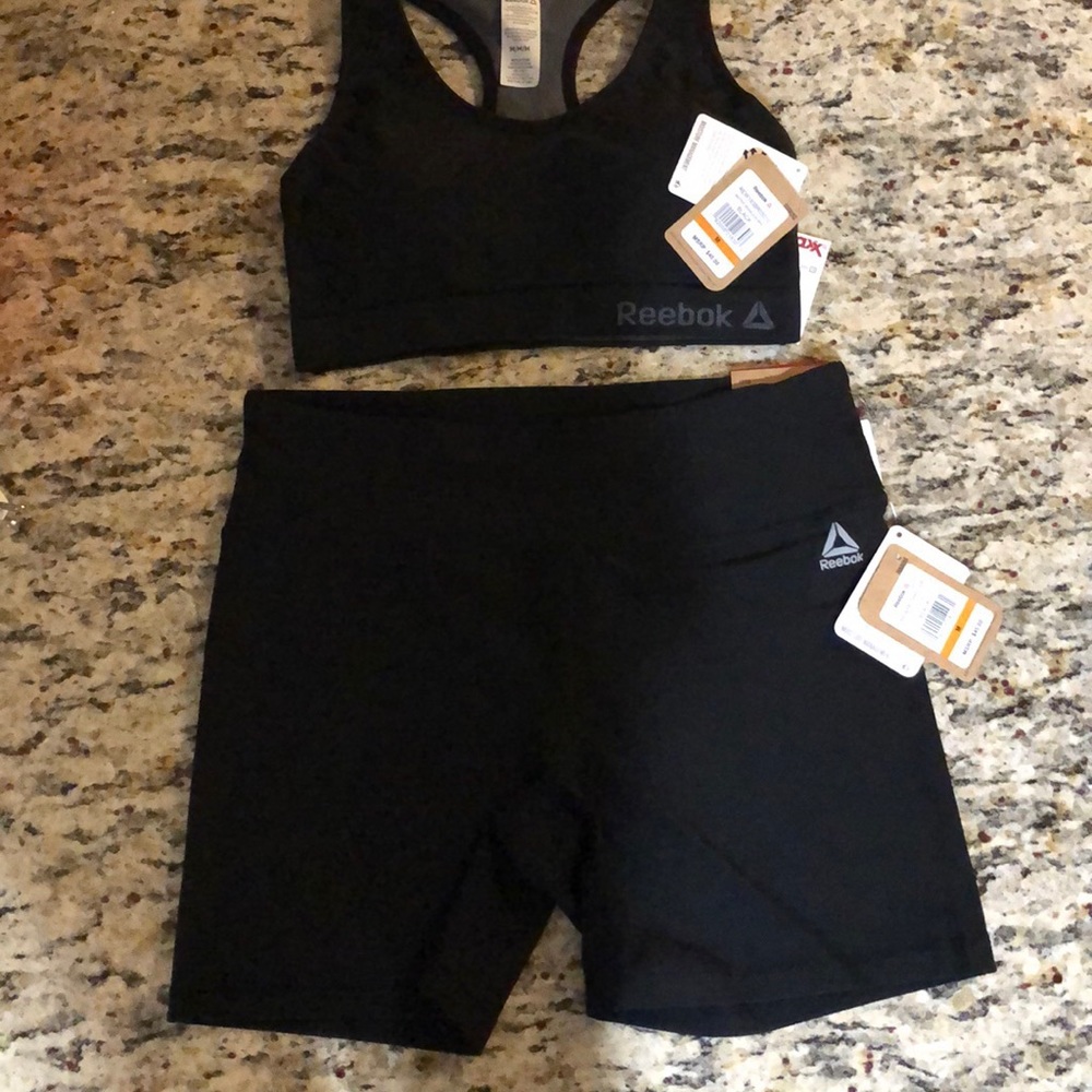 Reebok buy the shorts get the bra top free. SzM